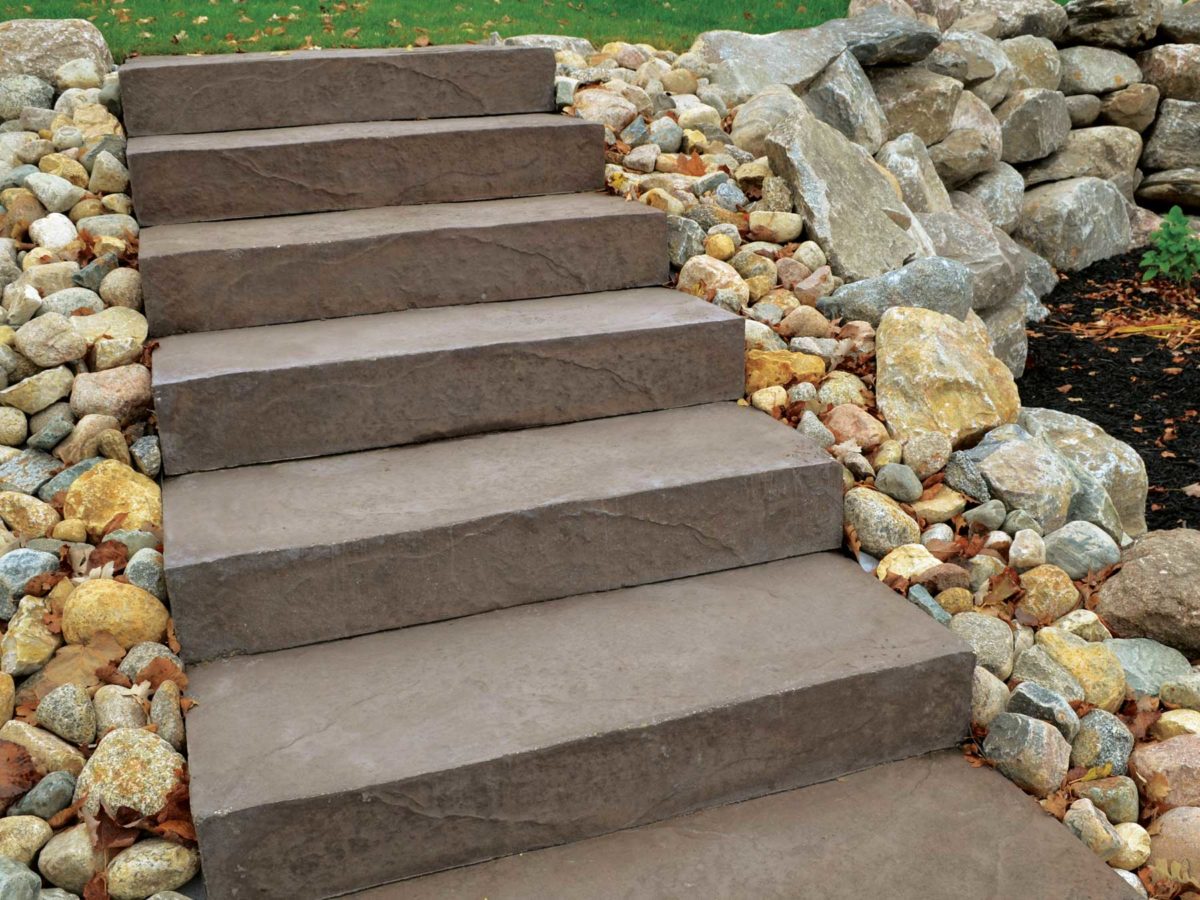 LondonStone_Precast_Step_Brown-1200×900